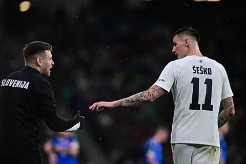 فرصة لجراديشار.. منتخب سلوفينيا يعلن استبعاد سيسكو من تصفيات كأس العالم